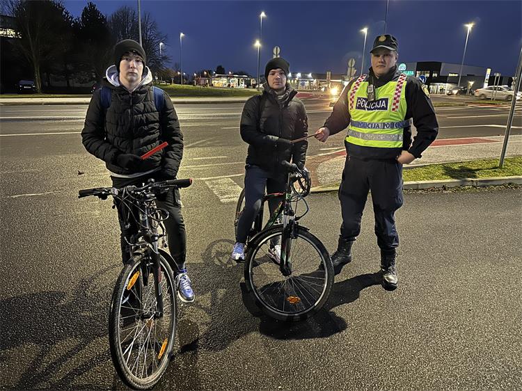 Slika /2023/Akcija Pješaci i vozači bicikla oprez/8.jpg